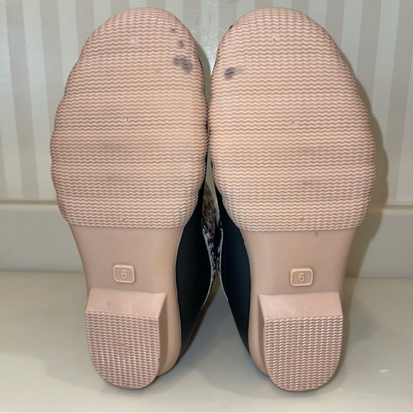 Outwoods Taupe And Black Snake Print Fleece Lined Duck Boots Rain Snow Boots - Picture 10 of 16